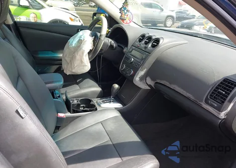 2010 Nissan Altima 2.5 S из США, поврежденный, VIN 1N4AL2AP5AN558049